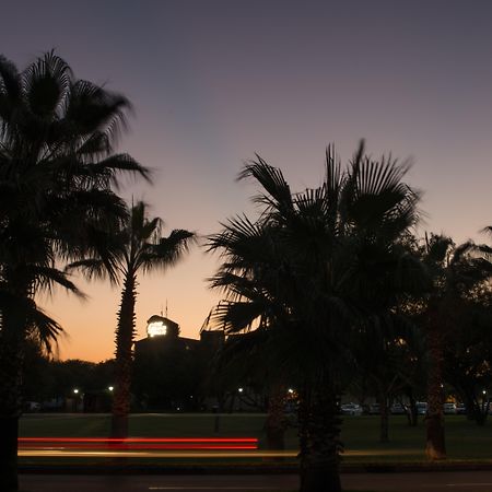 Peermont Walmont At The Grand Palm, Gaborone Hotel Buitenkant foto