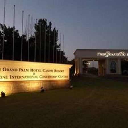 Peermont Walmont At The Grand Palm, Gaborone Hotel Buitenkant foto