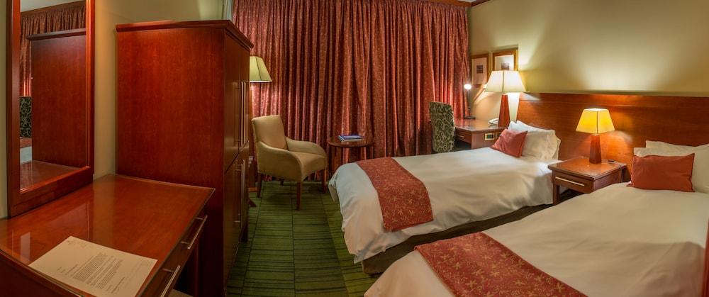 Peermont Walmont At The Grand Palm, Gaborone Hotel Buitenkant foto